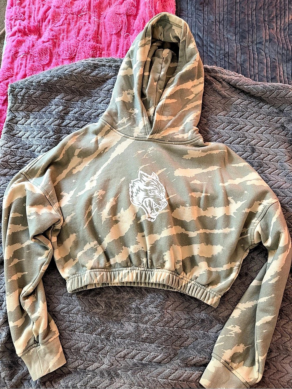 Darc Sport Camo Cropped Hoodie